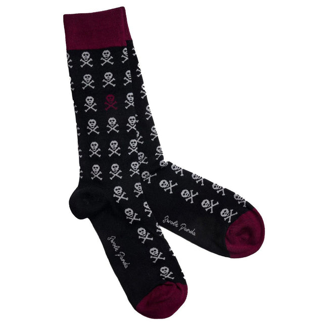 Gifts for Him - Black Skull Bamboo Socks